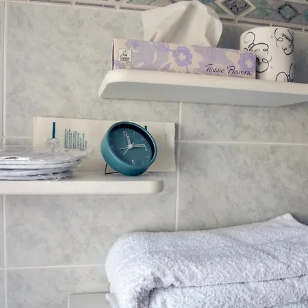 Milele Bed & Breakfast 3*