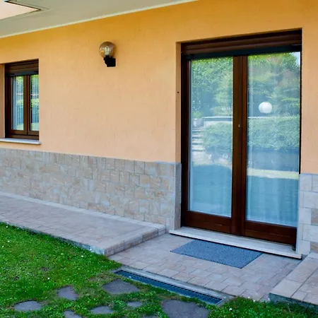 Milele Bed & Breakfast 3*